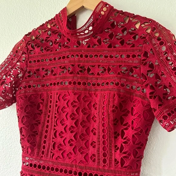 Self-Portrait High Neck Star Lace Panelled Dress in Red is available for purchase on au PAY Market - Imported Goods Online Store Co.Ltd. | au PAY Market - Online Shopping Site Self-Portrait High Neck Star Lace Panelled Dress in Red is available for purchase on au PAY Market - Imported Goods Online Store Co.Ltd. | au PAY Market - Online Shopping Site